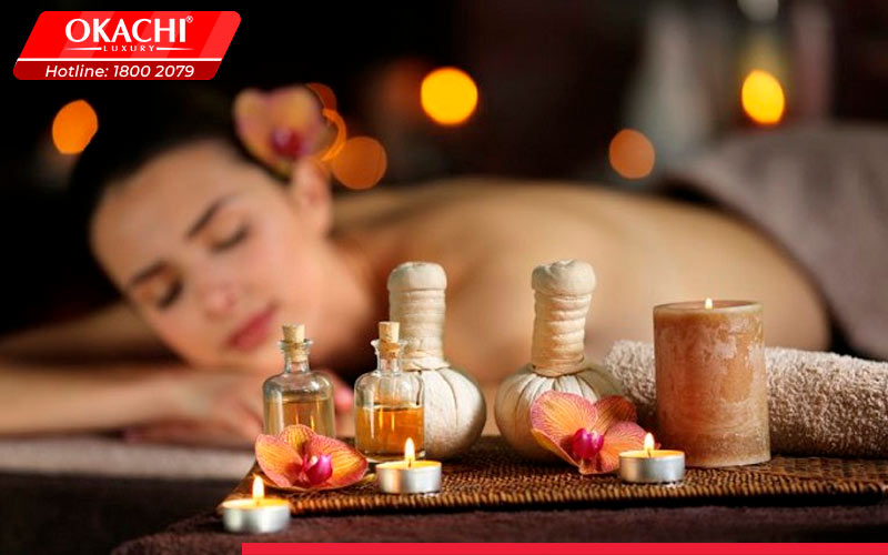 Massage với các thảo dược