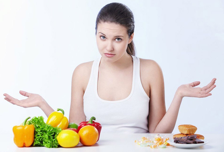 Người mắc bệnh viêm khớp dạng thấp kiêng ăn gì?