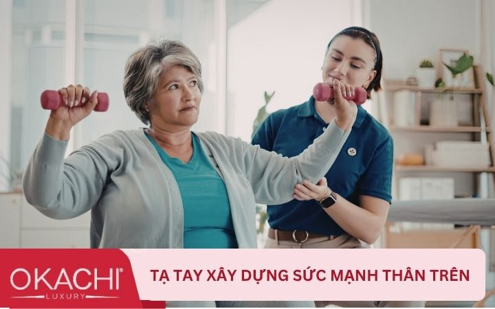 Tạ tay xây dựng sức mạnh thân trên