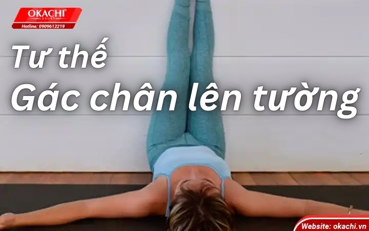 Mot trong cac tu the yoga don gian nhat Gac chan len tuong