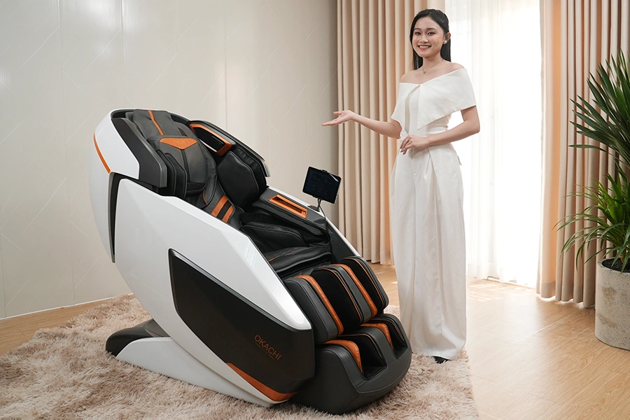 Ghế Massage Phi Thuyền 4D MAX OKACHI LUXURY ROYAL JP-8899