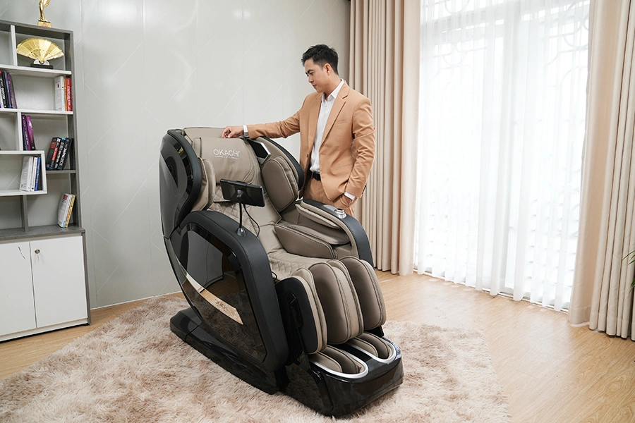 Ghế massage toàn thân OKACHI LUXURY JP-I99 (màu nâu đen)