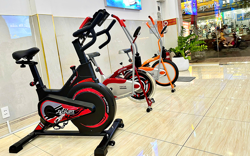 Xe đạp tập