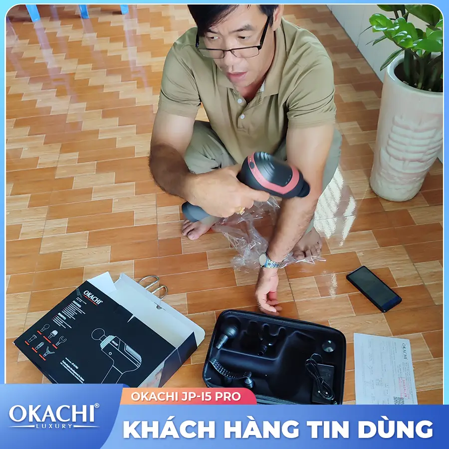 Súng massage cầm tay OKACHI LUXURY JP-i5 Pro (Viền đỏ)