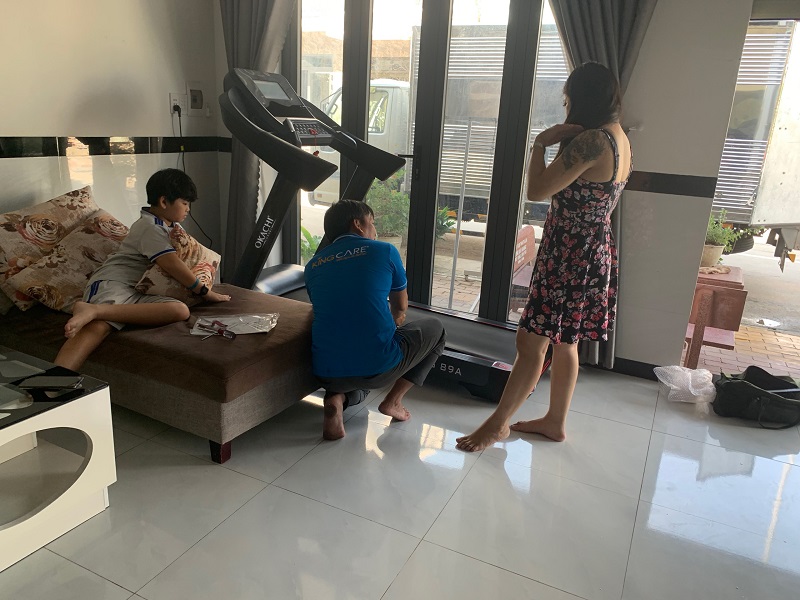 tai sao nen mua may chay bo OKACHI