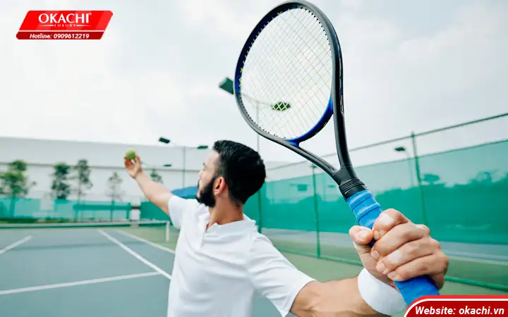 Phat bong tennis Slice serve phat bong xoay ngang