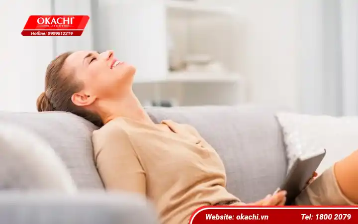 Thư giãn và nghỉ ngơi khớp vai để giảm đau 